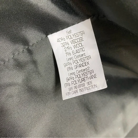 Theory Cropped Blazer - Size 8 - Picture 10 of 12